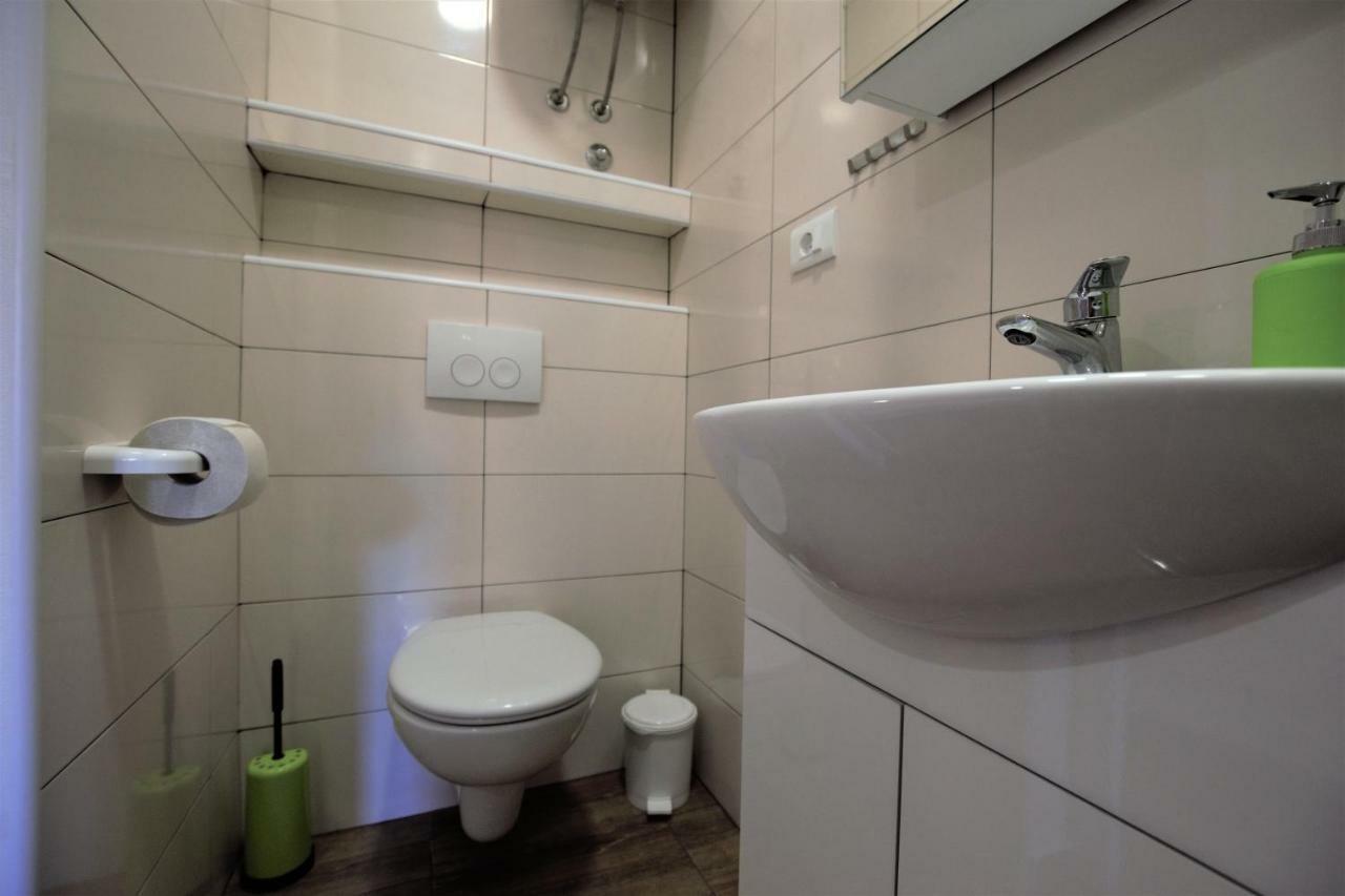 Studio Apartman Danijela Pula Exterior foto
